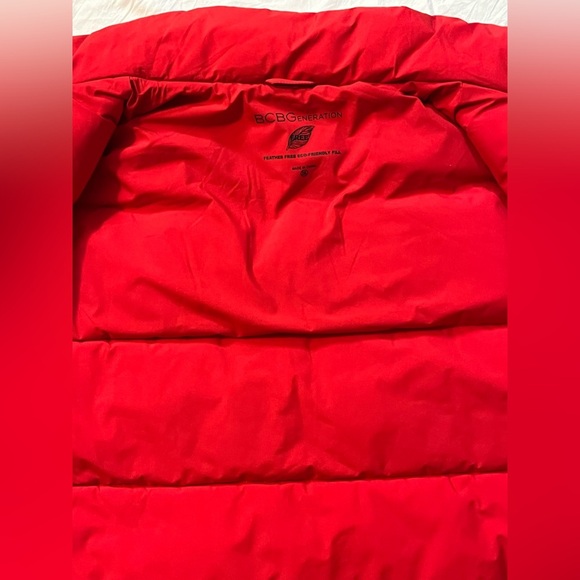 BCBGeneration Women’s XXL Feather Free Red Puffer Vest Like New - Picture 14 of 16